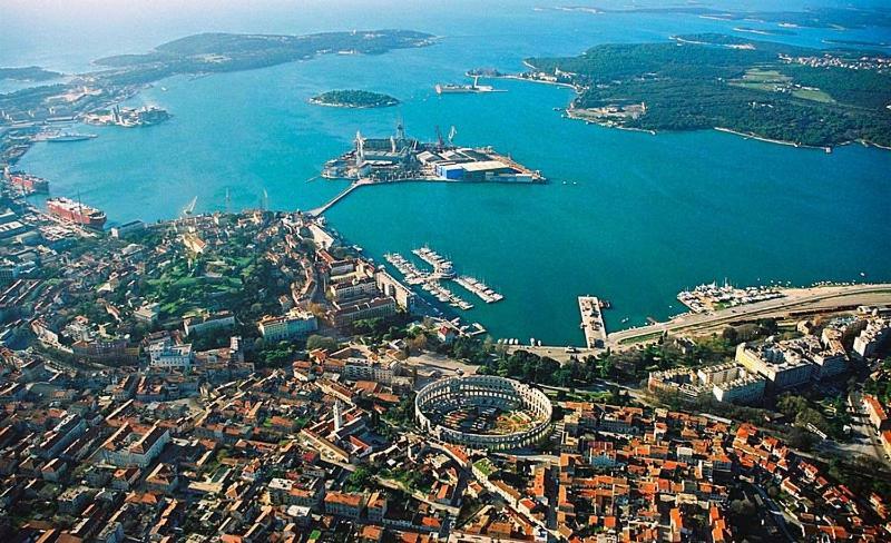 Apartman Adriatic PUY Eksteriør bilde